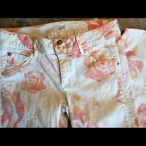 Hudson “Collin Skinny Crop” vintage floral jean